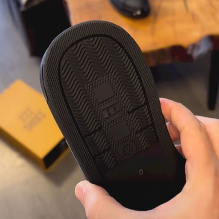 Alexander™ | Sneaker Chic for Men